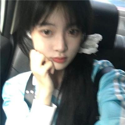 怪笑少女